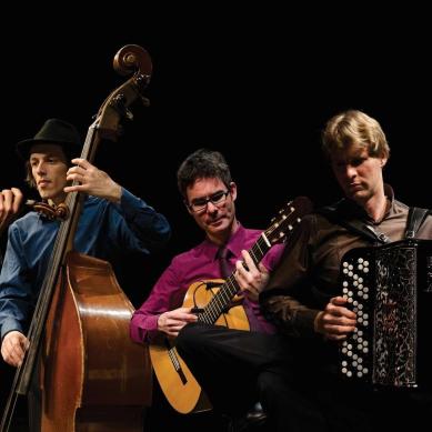 Soiree auf Schloss Tirol - Emotion & Klang: Ensemble Gitanes Blondes & Mischa Leontchik Soiree auf Schloss Tirol - Emotion & Klang: Ensemble Gitanes Blondes & Mischa Leontchik